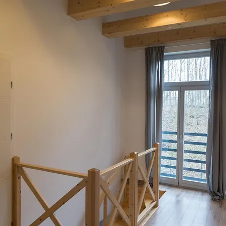 Semesterbostad Vacationclub - Nadrzeczna Vacationhome 1