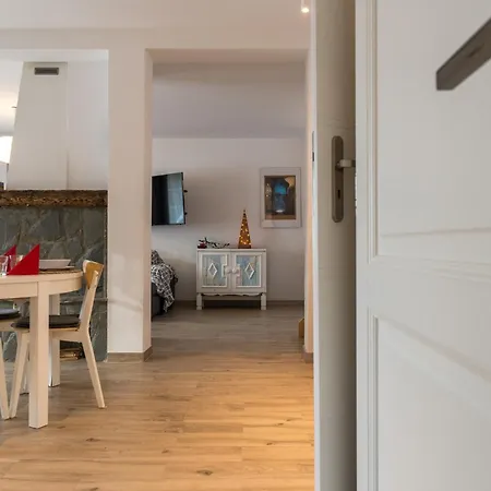 Vacationclub - Nadrzeczna Vacationhome 1 Semesterbostad *