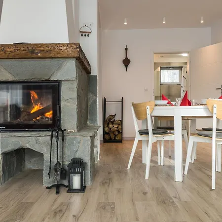 Vacationclub - Nadrzeczna Vacationhome 1 Tatil Evi